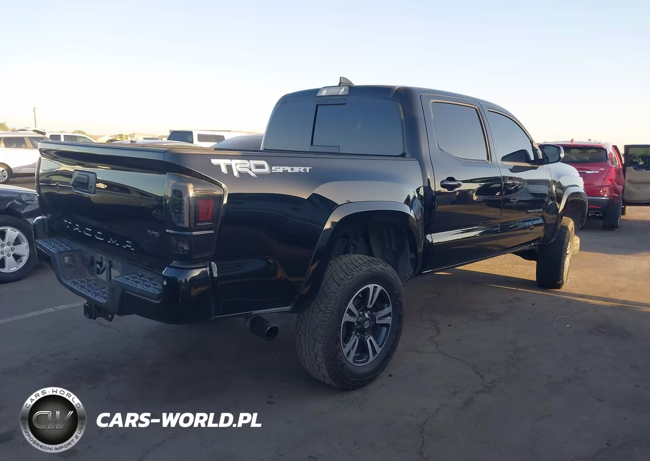 2017 Toyota Tacoma Trd Sport VIN:3TMAZ5CN5HM027511 - 4