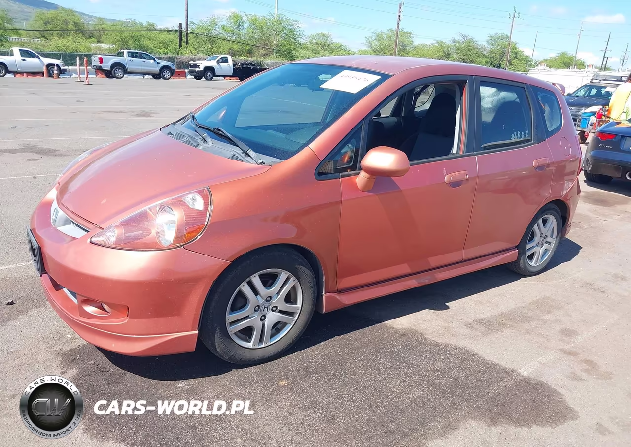 2008 Honda Fit Sport VIN:JHMGD38628S070370 - 2