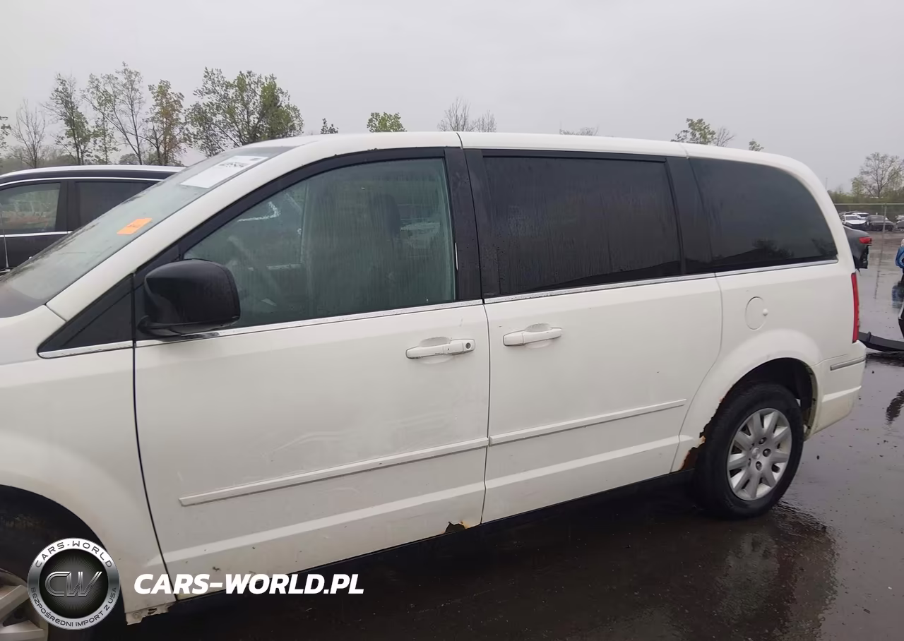 2009 Chrysler Town & Country Lx VIN:2A8HR44E19R516224 - 14