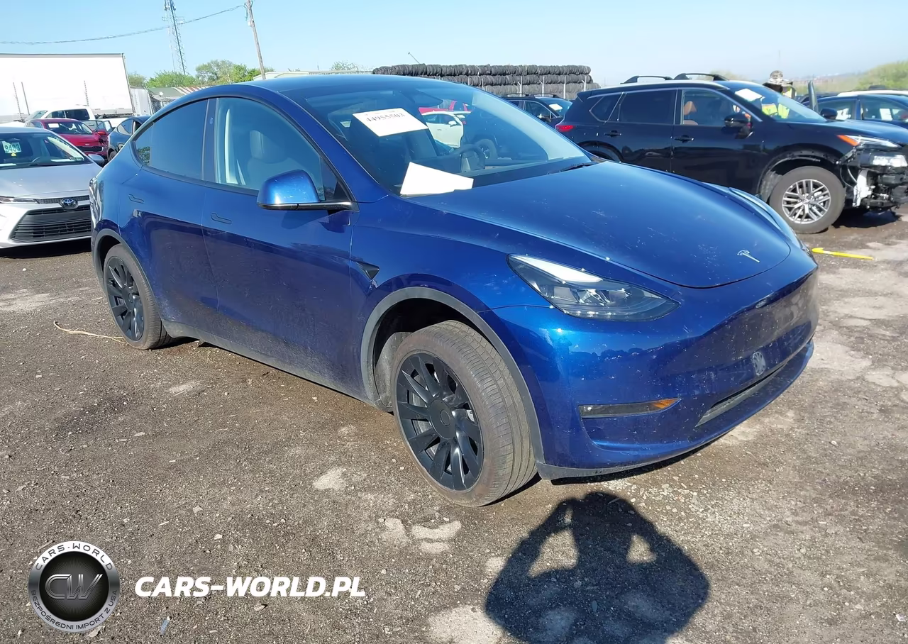 2024 Tesla Model Y Long Range Dual Motor All-Wheel Drive – zdjęcie 1 z 15