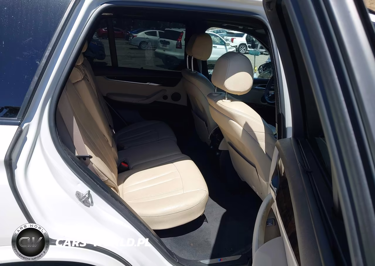 2018 BMW X5 xDrive35I VIN:5UXKR0C50J0X95329 - 8