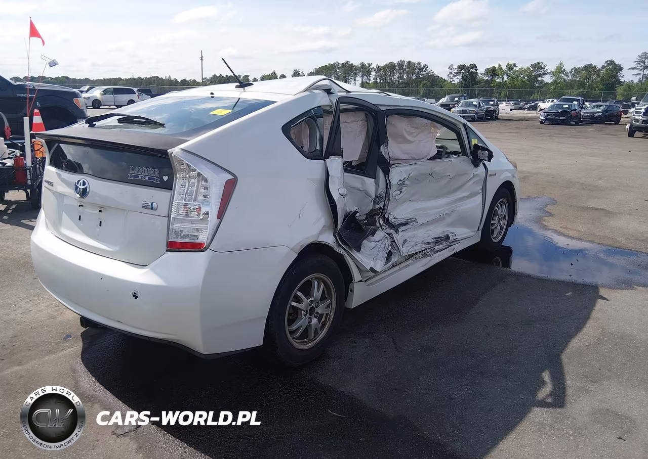 2010 Toyota Prius Iii VIN:JTDKN3DU4A1272488 - 4