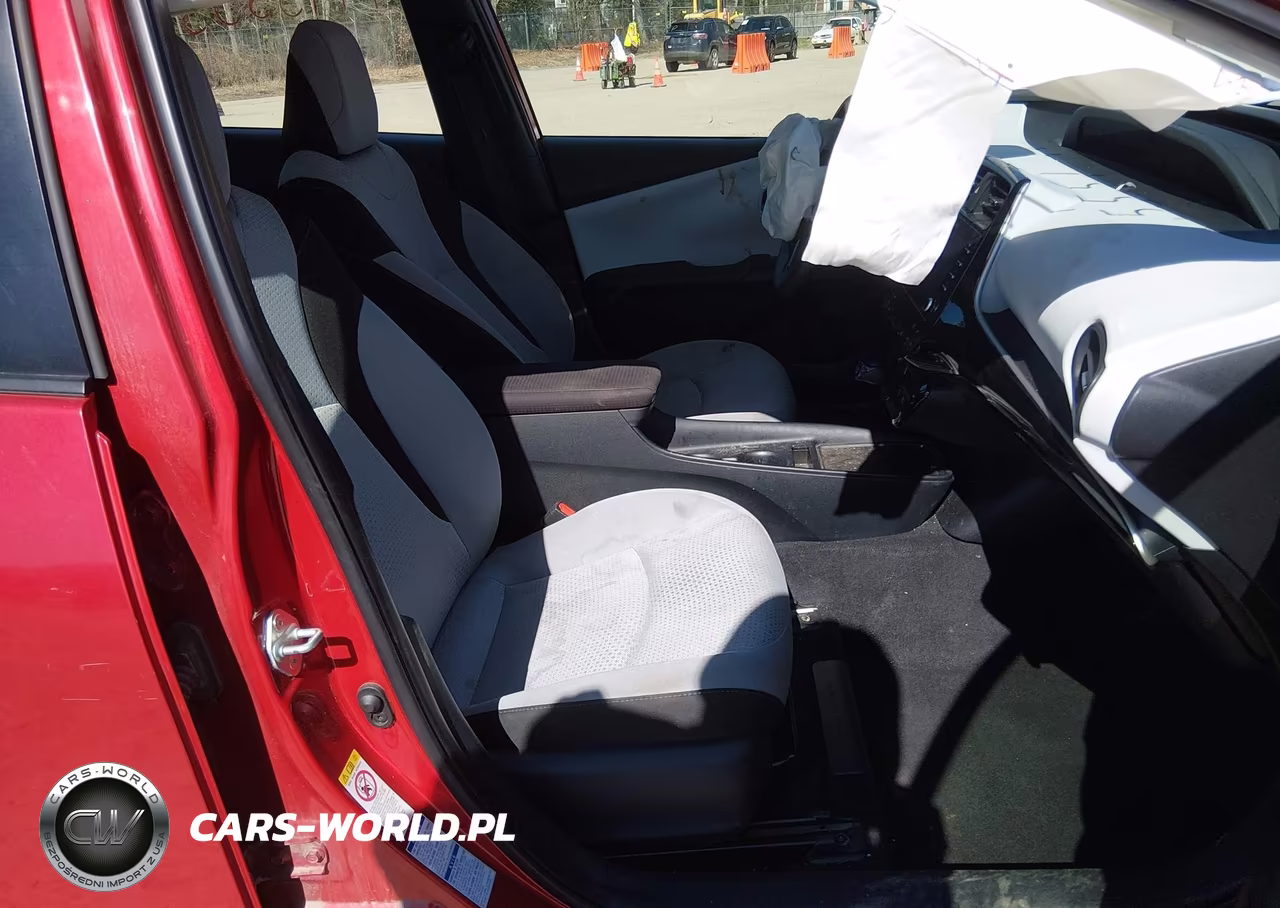 2020 Toyota Prius Le Awd-E VIN:JTDL9RFU2L3016270 - 5