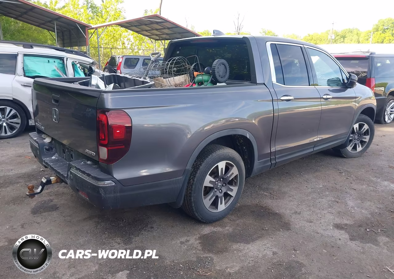 2017 Honda Ridgeline Rtl-E VIN:5FPYK3F77HB003923 - 4