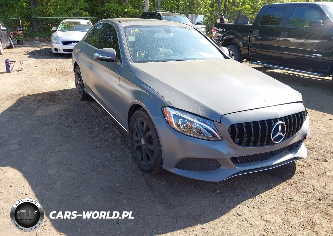 2015 Mercedes-Benz C 300 4Matic – zdjęcie 1 z 16