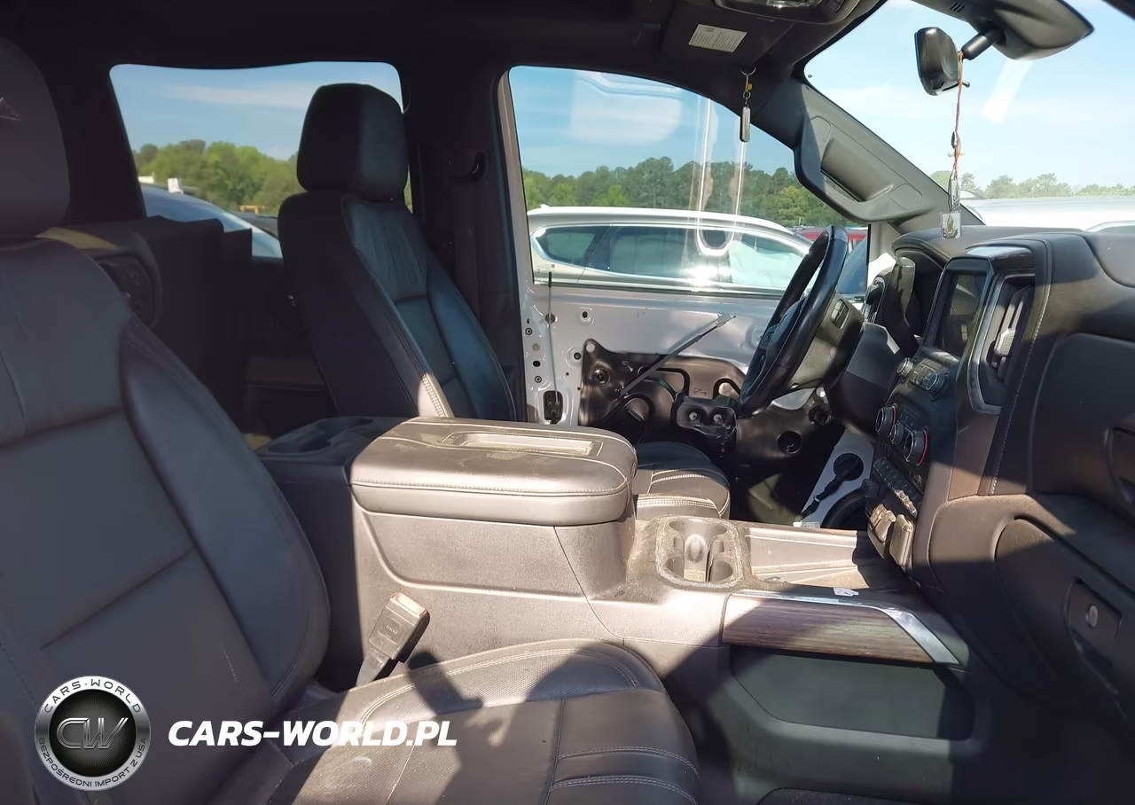 2019 Chevrolet Silverado 1500 High Country VIN:1GCUYHEL9KZ390770 - 5