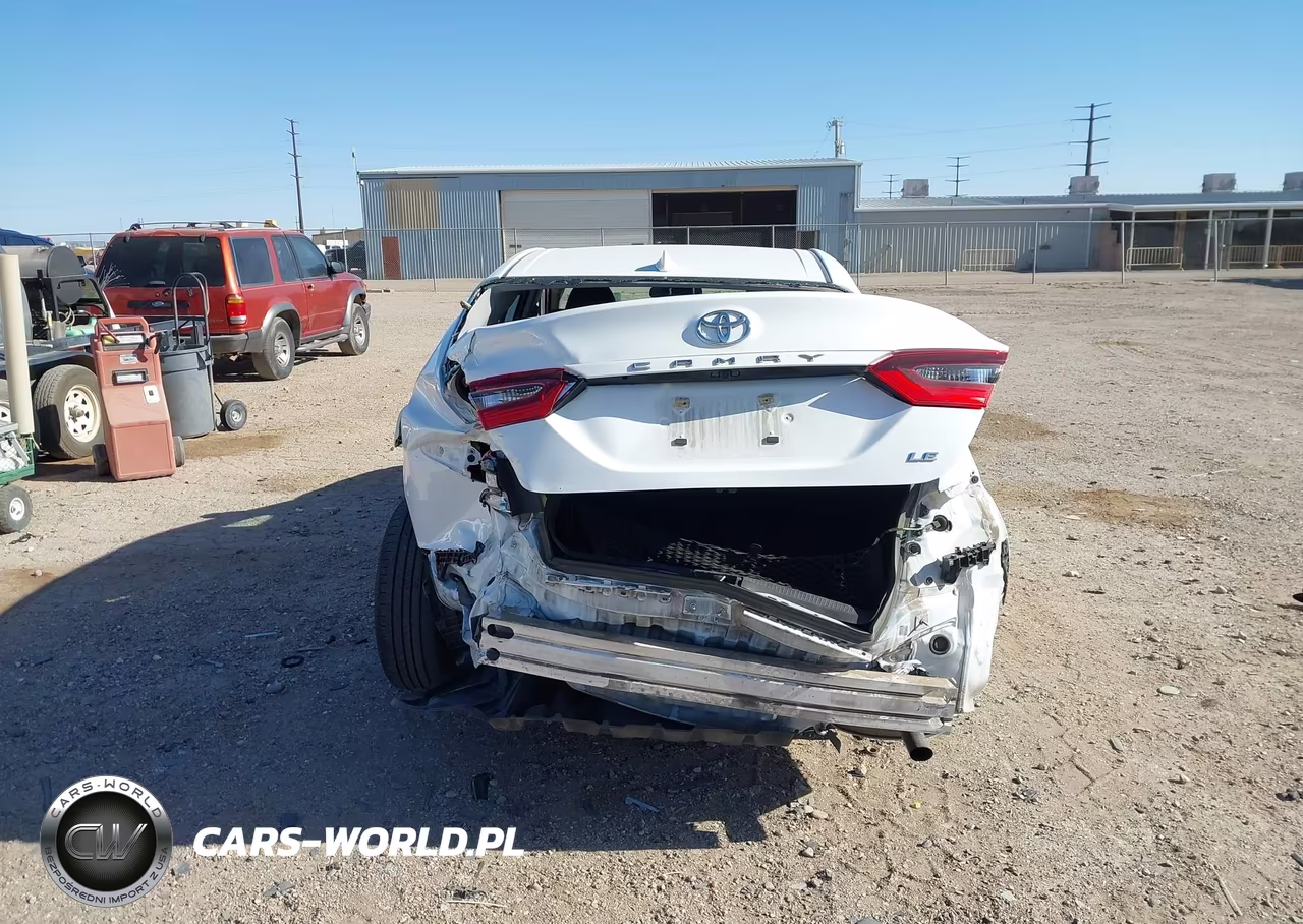 2023 Toyota Camry Le VIN:4T1C11AK5PU175035 - 17