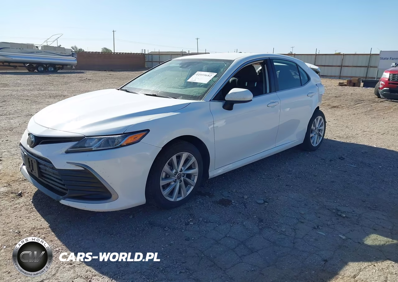 2023 Toyota Camry Le VIN:4T1C11AK5PU175035 - 2