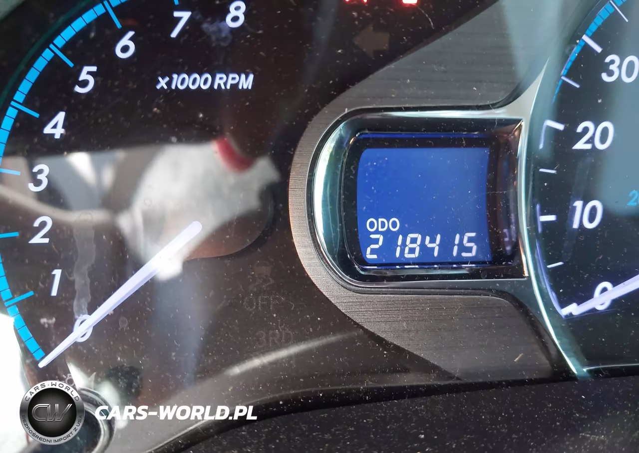 2014 Toyota Sienna Xle V6 8 Passenger VIN:5TDYK3DCXES427855 - 16