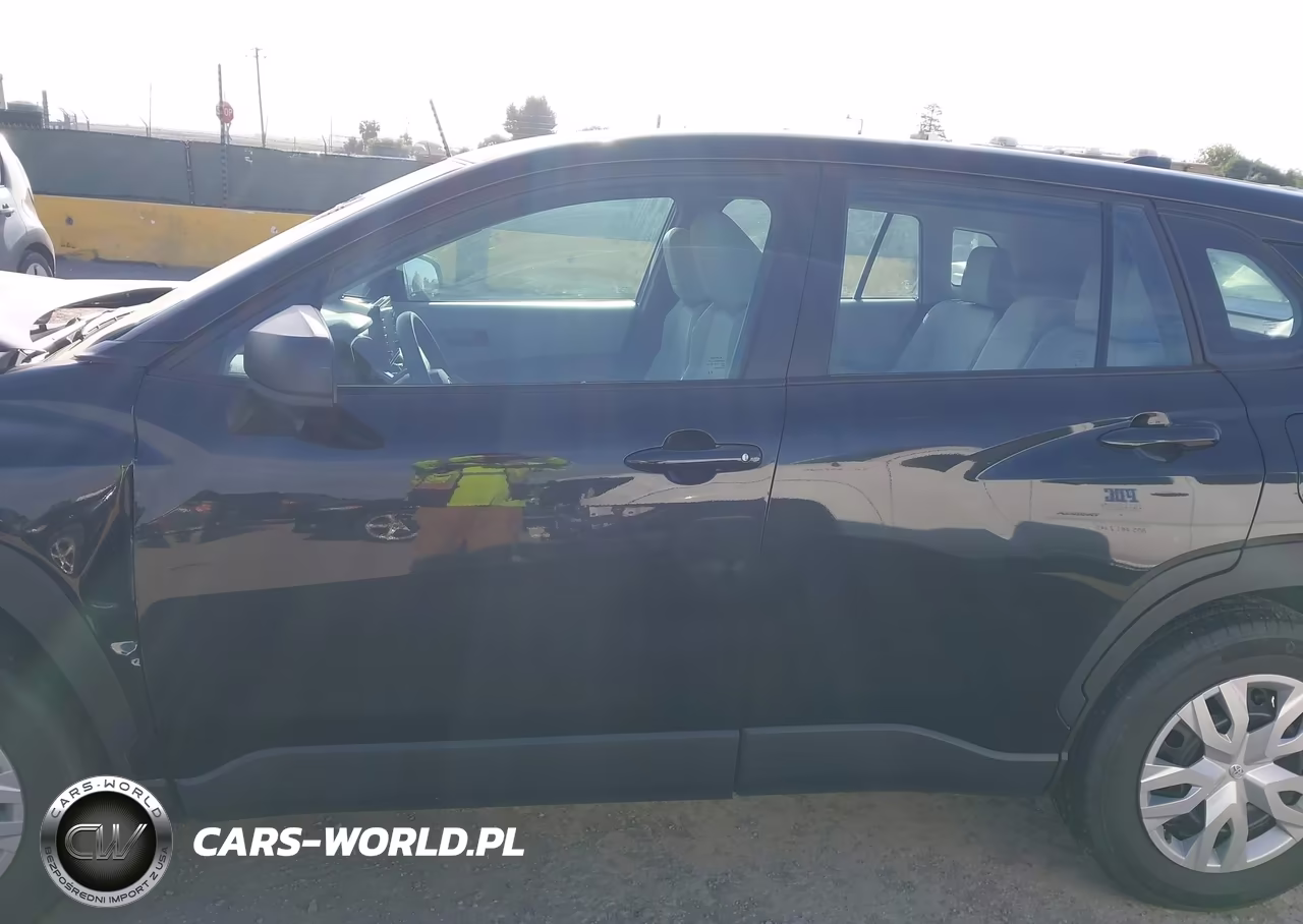 2022 Toyota Corolla Cross L VIN:7MUAAAAG5NV027210 - 14
