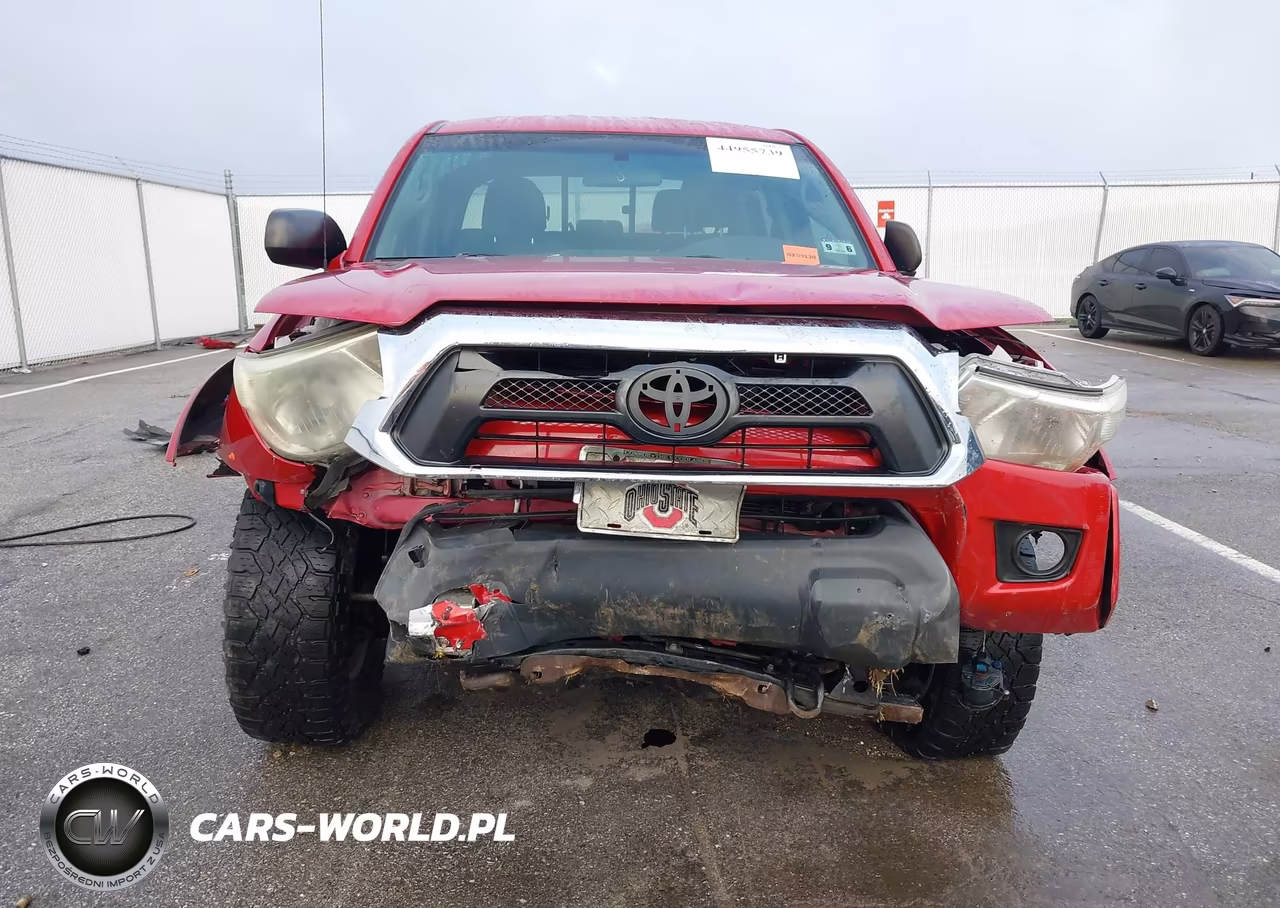 2015 Toyota Tacoma Base V6 VIN:5TFLU4EN3FX114197 - 6