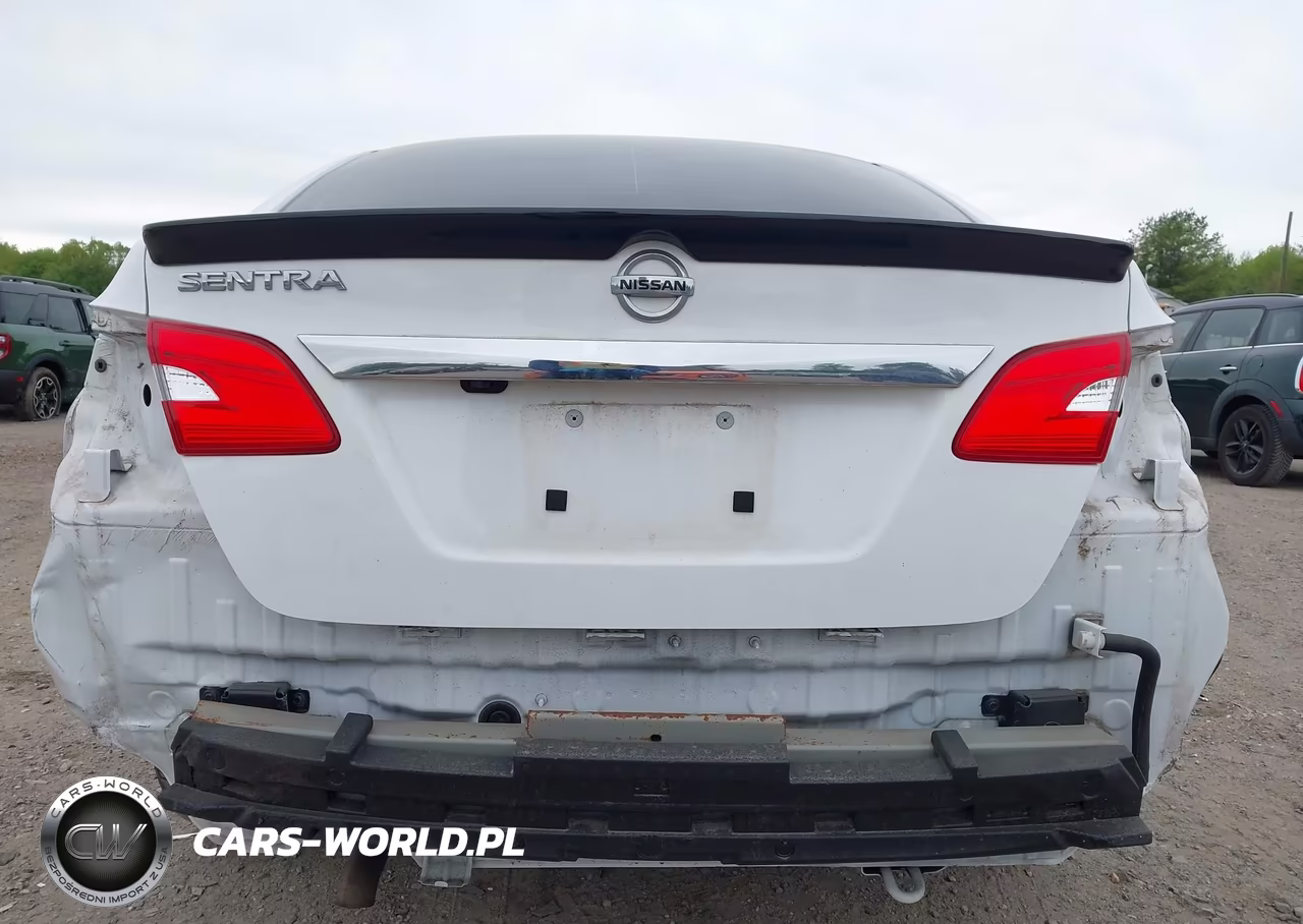 2018 Nissan Sentra S VIN:3N1AB7AP4JY326574 - 6
