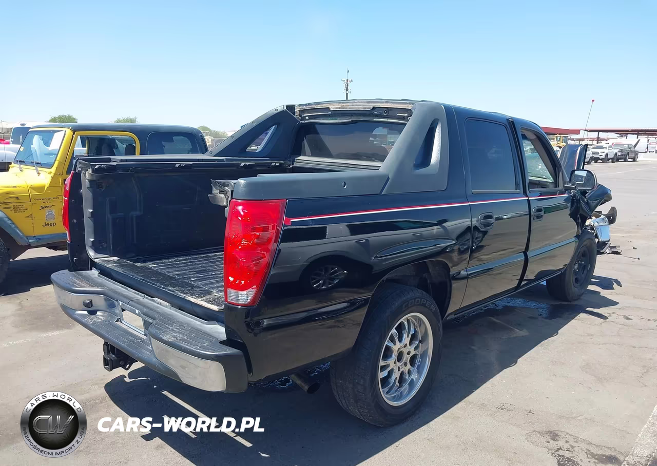 2005 Chevrolet Avalanche 1500 Z66 VIN:3GNEC12Z05G100446 - 4