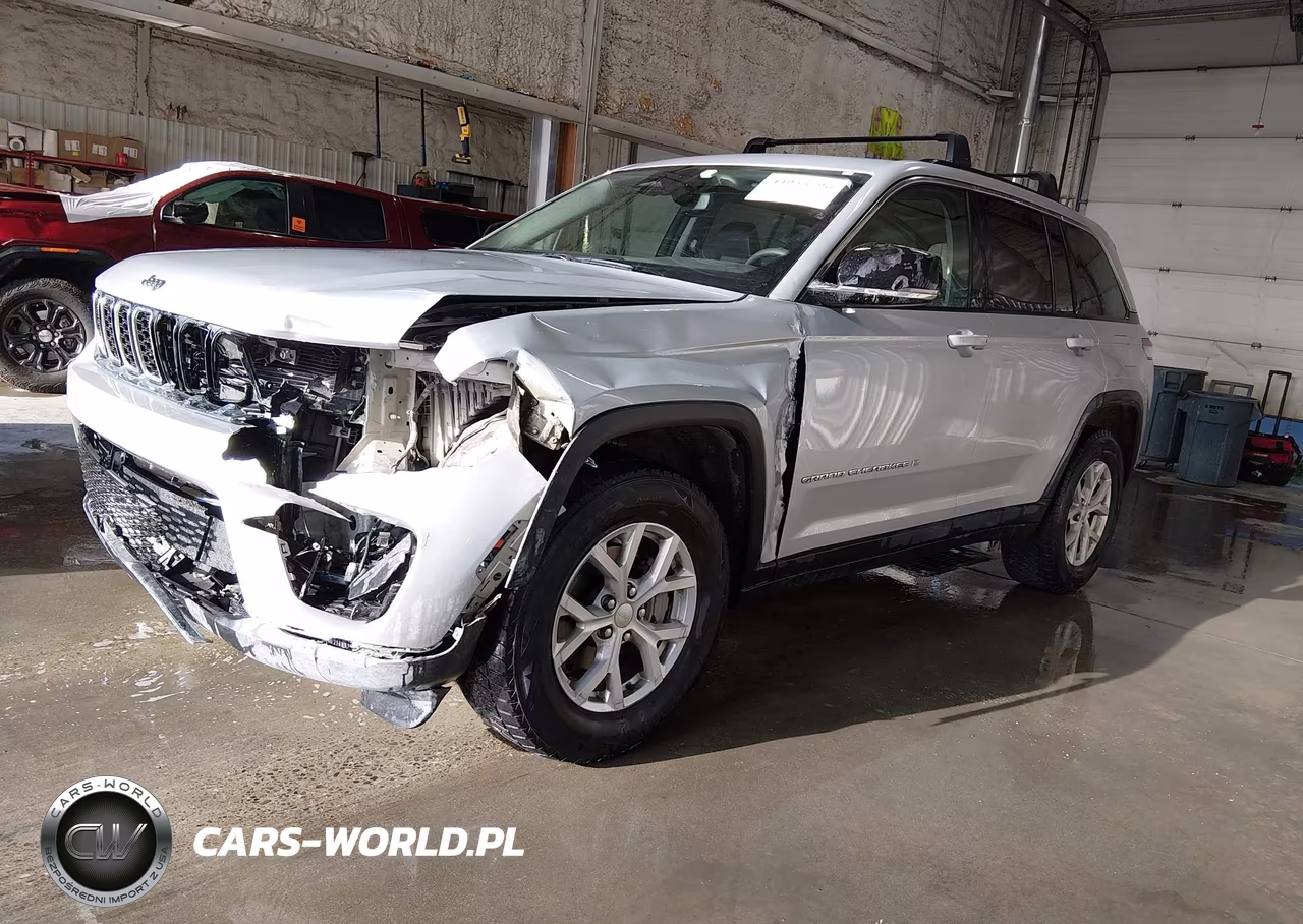 2023 Jeep Grand Cherokee Limited 4X4 VIN:1C4RJHBG1P8741900 - 2