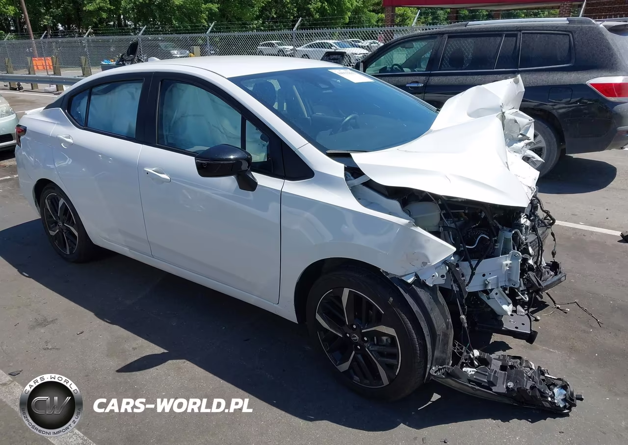 2024 Nissan Versa 1.6 Sr
