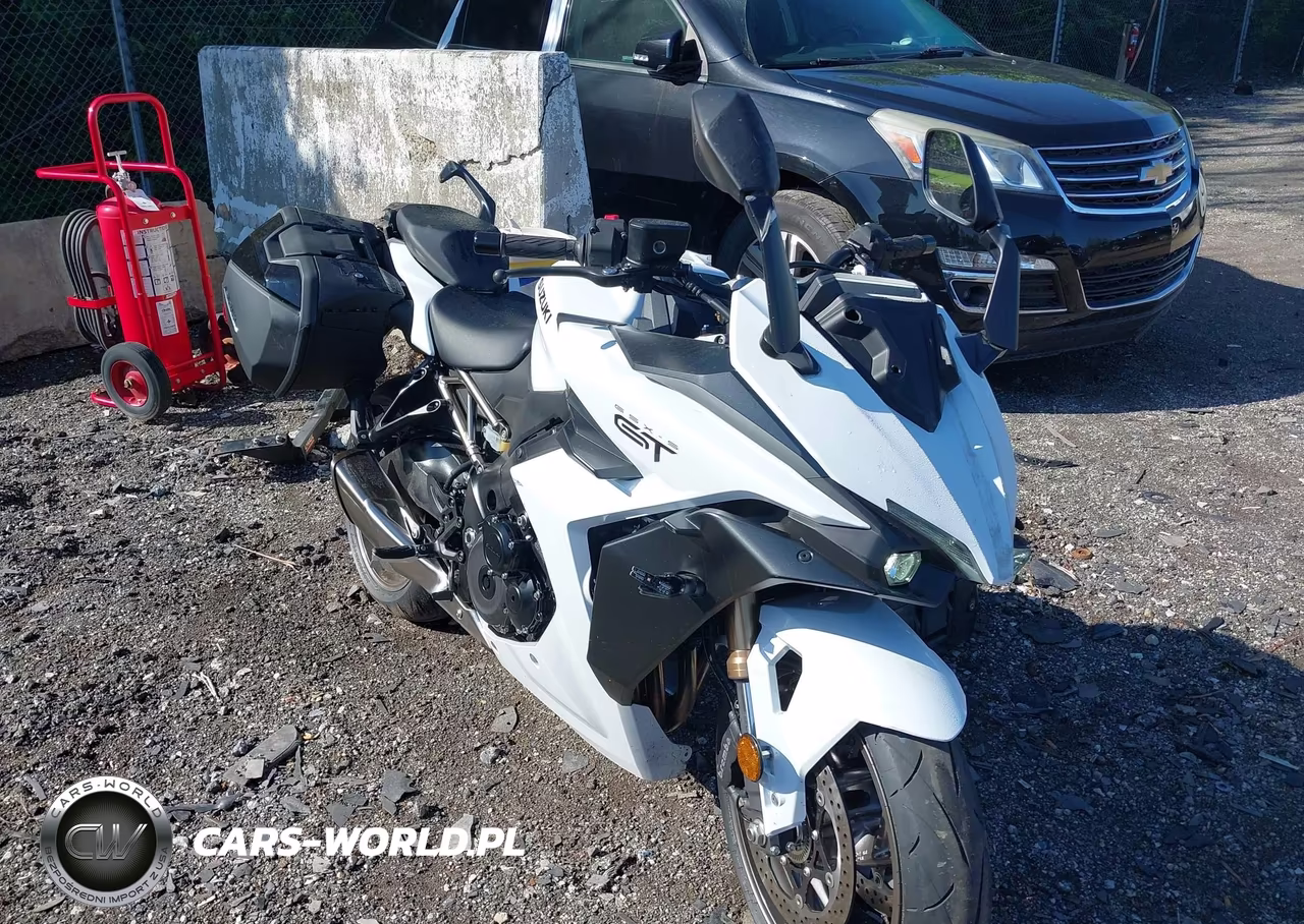 2026 Suzuki Gsx1000 Gt-Gt+