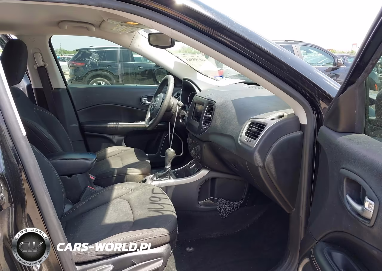 2018 Jeep Compass Sport Fwd VIN:3C4NJCAB2JT369015 - 5