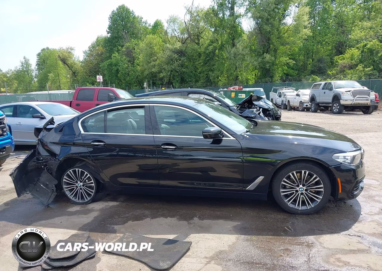 2018 BMW 530I xDrive VIN:WBAJA7C51JWA72678 - 13