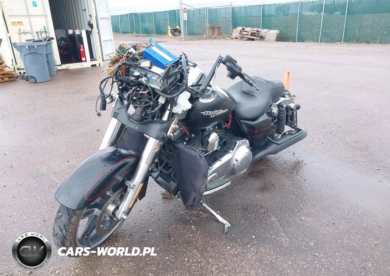 2015 Harley-Davidson Flhxs Street Glide Special VIN:1HD1KRM18FB653614 - 2