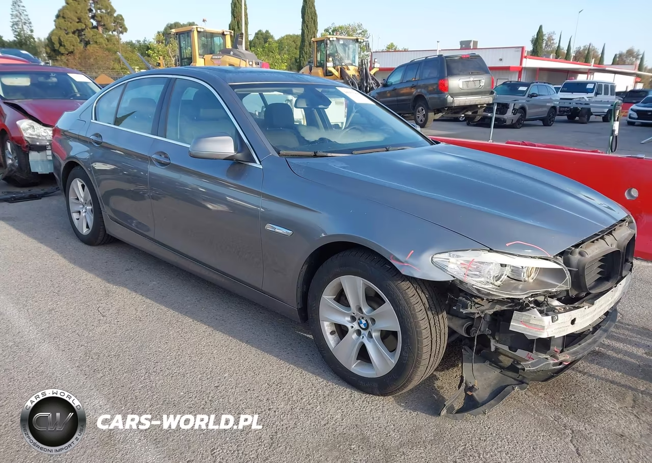 2011 BMW 528I