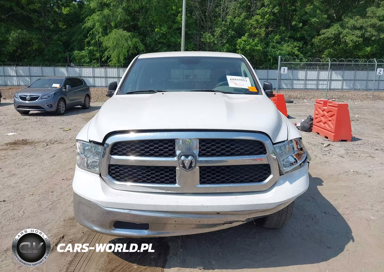 2019 Ram 1500 Classic Tradesman 4X2 6'4 Box VIN:1C6RR6FG5KS702043 - 13