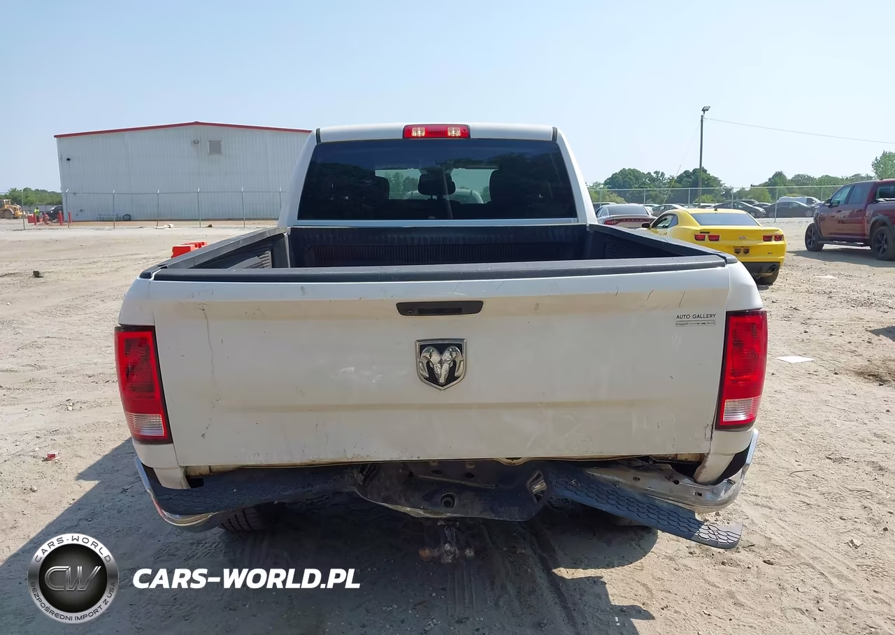 2019 Ram 1500 Classic Tradesman 4X2 6'4 Box VIN:1C6RR6FG5KS702043 - 17