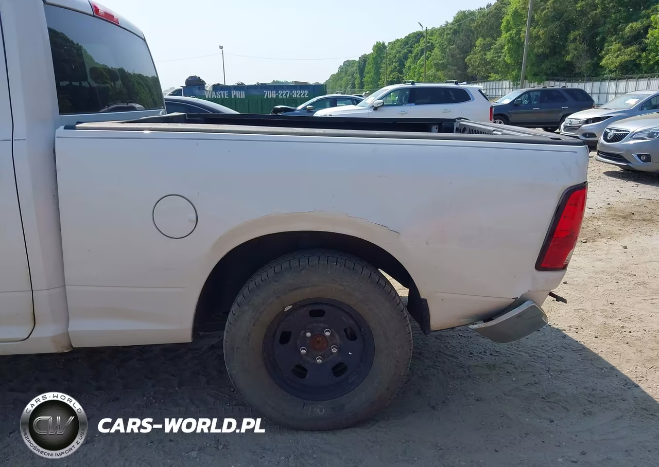 2019 Ram 1500 Classic Tradesman 4X2 6'4 Box VIN:1C6RR6FG5KS702043 - 20