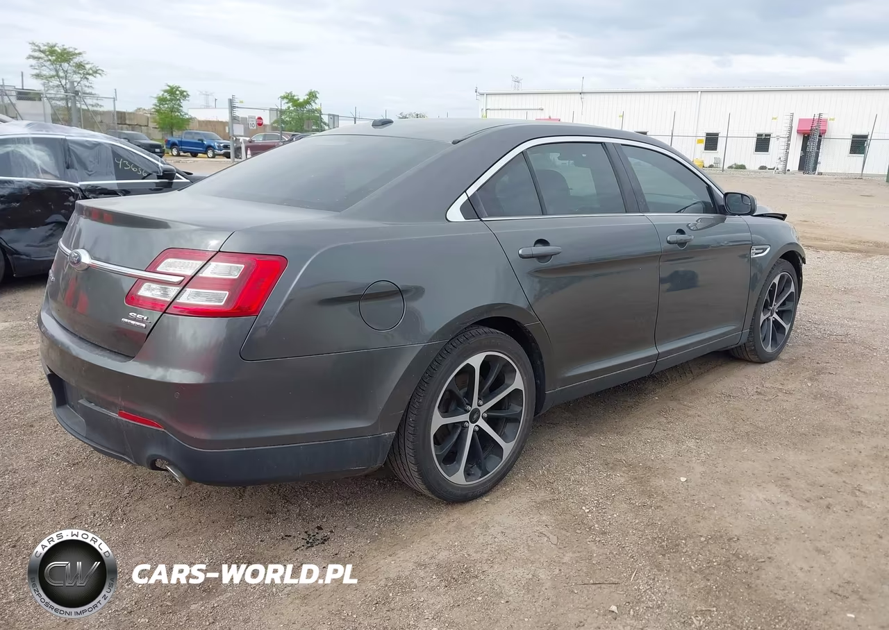 2016 Ford Taurus Sel VIN:1FAHP2E82GG153379 - 4
