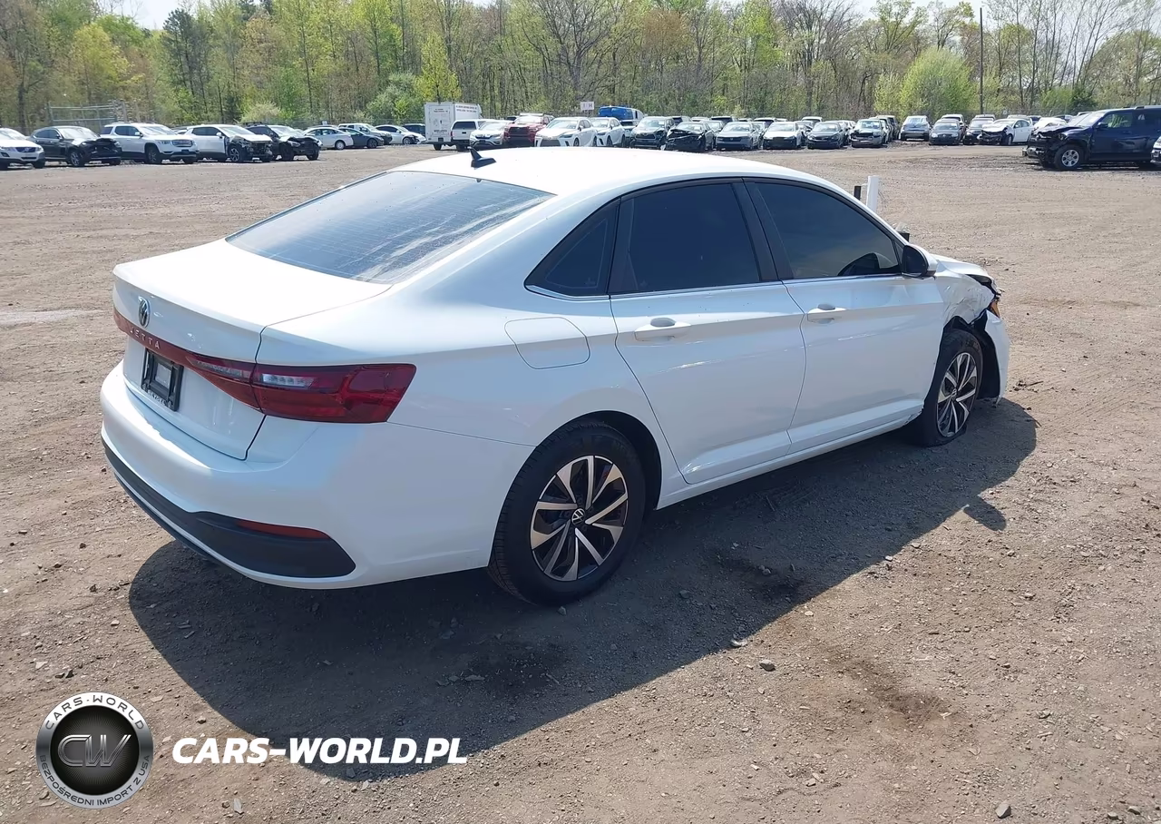 2025 Volkswagen Jetta 1.5T S VIN:3VW5X7BU9SM075710 - 4