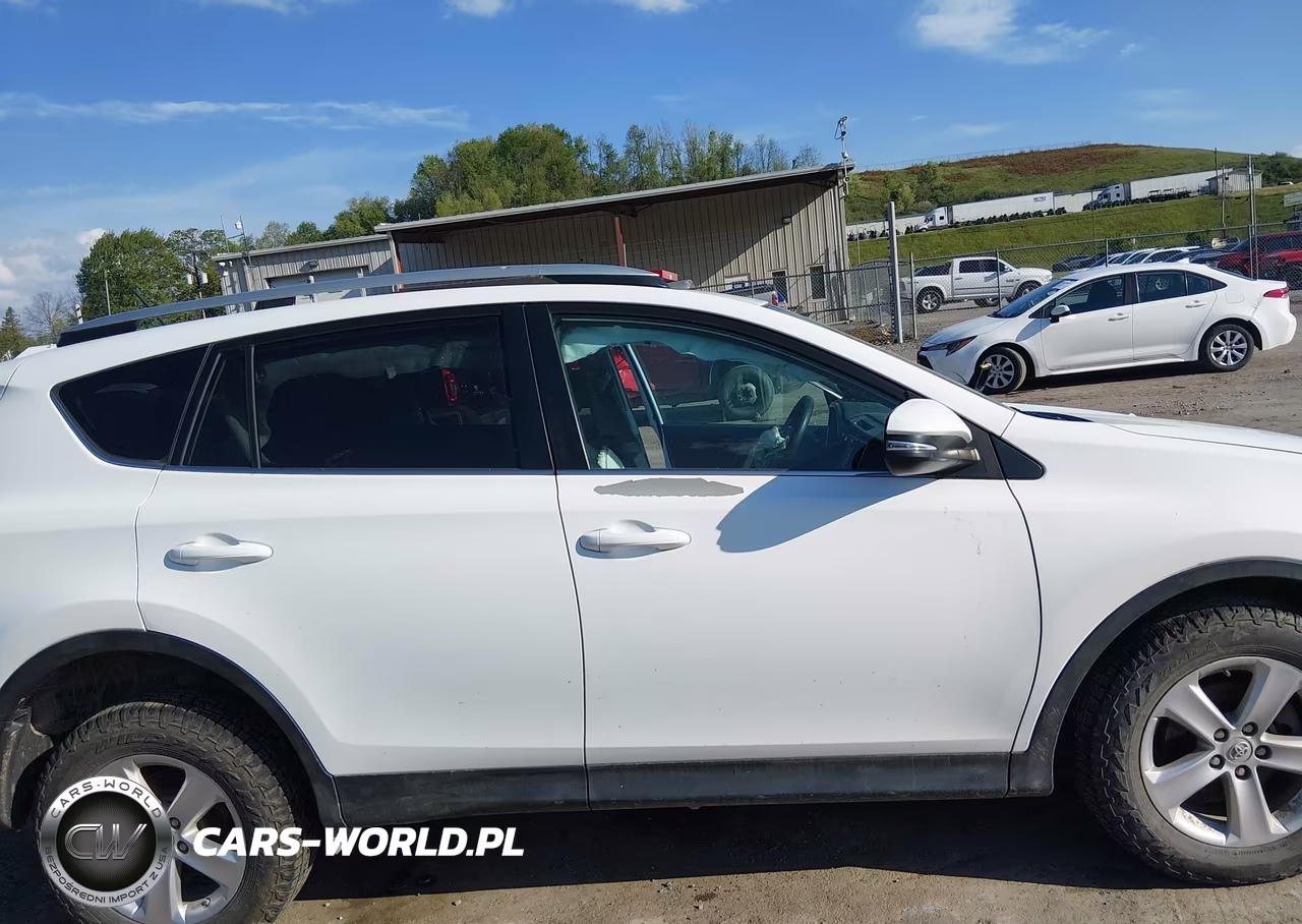2013 Toyota Rav4 Xle VIN:2T3RFREV0DW058710 - 13