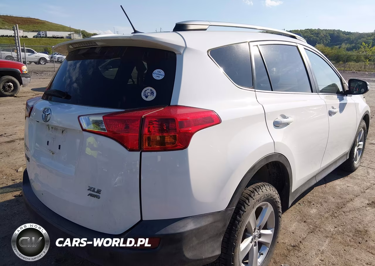 2013 Toyota Rav4 Xle VIN:2T3RFREV0DW058710 - 4