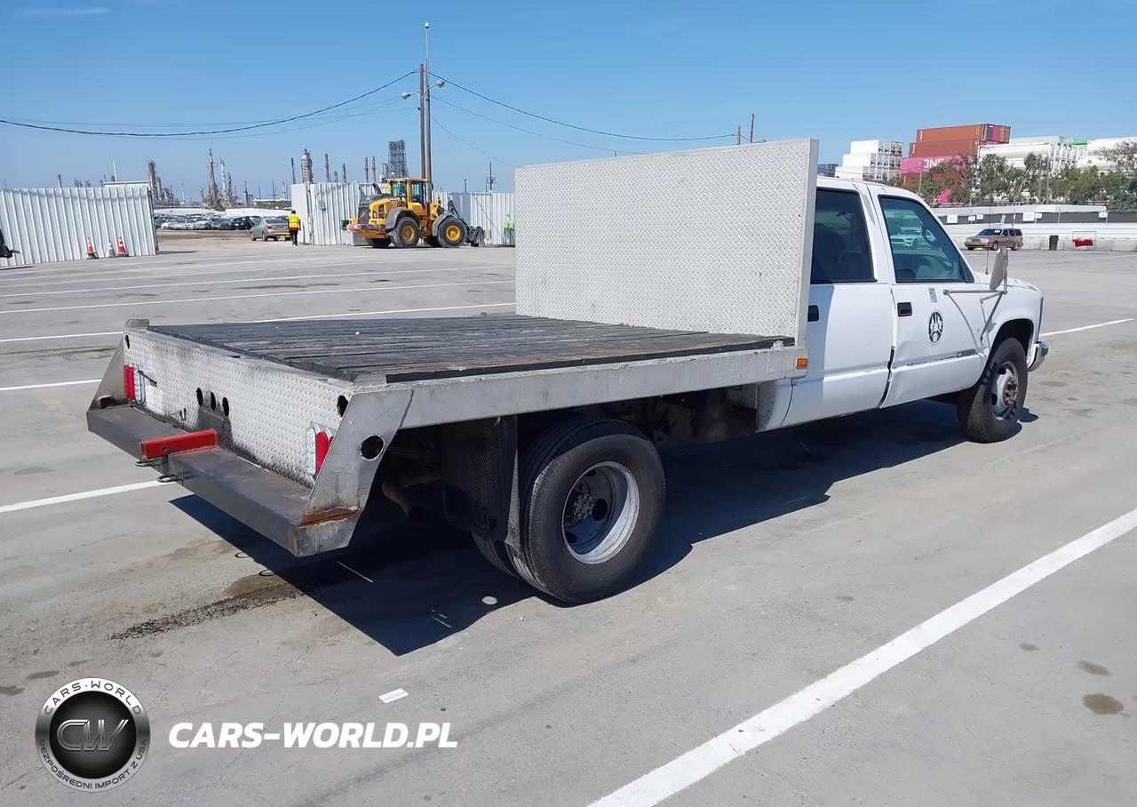 1997 Chevrolet C3500 Chassis VIN:1GBHC33J4VF038193 - 4