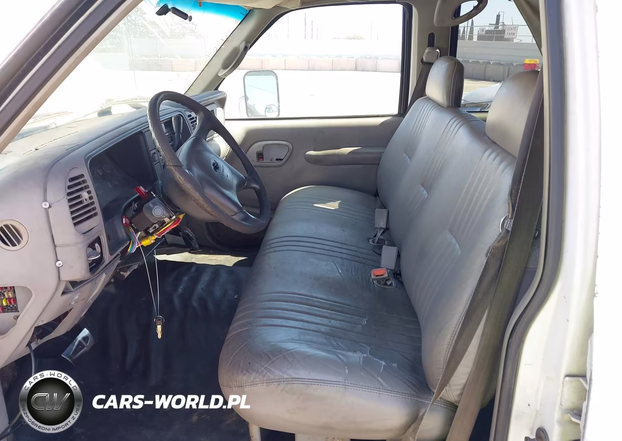 1997 Chevrolet C3500 Chassis VIN:1GBHC33J4VF038193 - 5