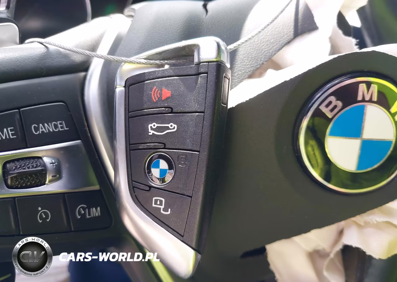 2020 BMW 330I VIN:3MW5R1J06L8B30243 - 11