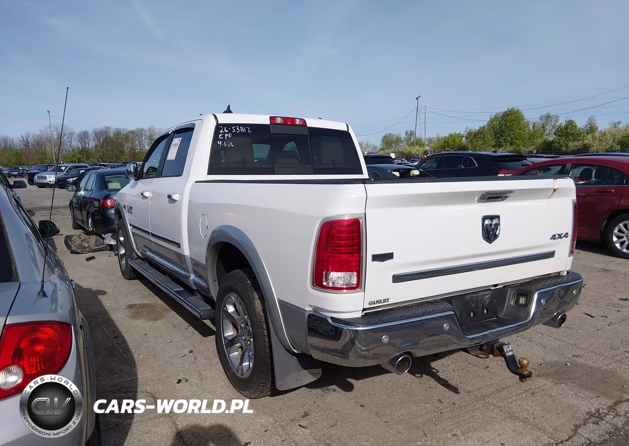 2015 Ram 1500 Laramie VIN:1C6RR7VTXFS515407 - 3