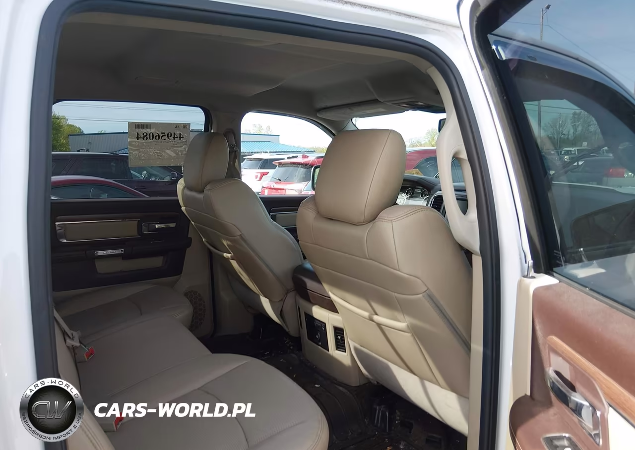 2015 Ram 1500 Laramie VIN:1C6RR7VTXFS515407 - 8
