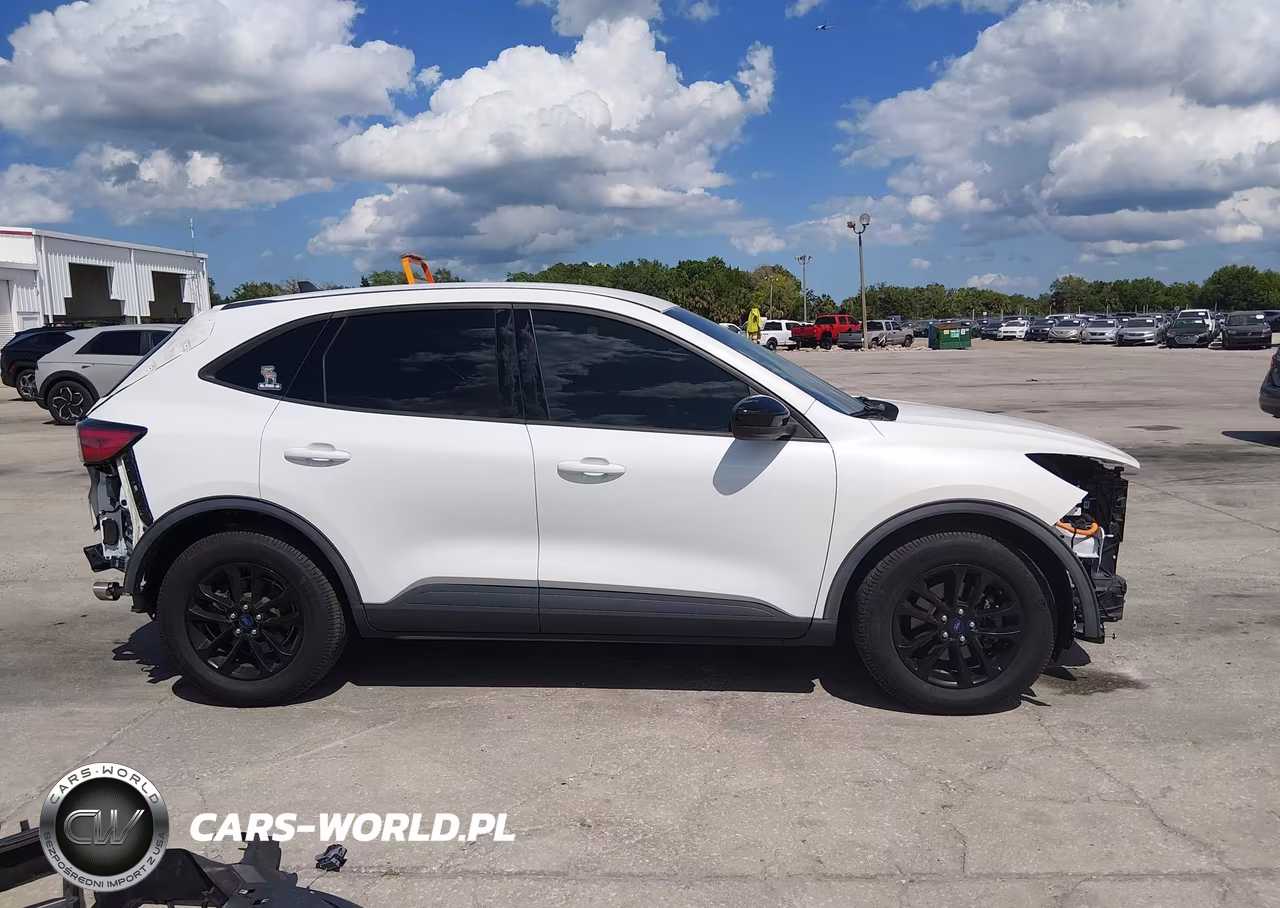 2020 Ford Escape Se Sport Hybrid VIN:1FMCU0BZ3LUC47793 - 14