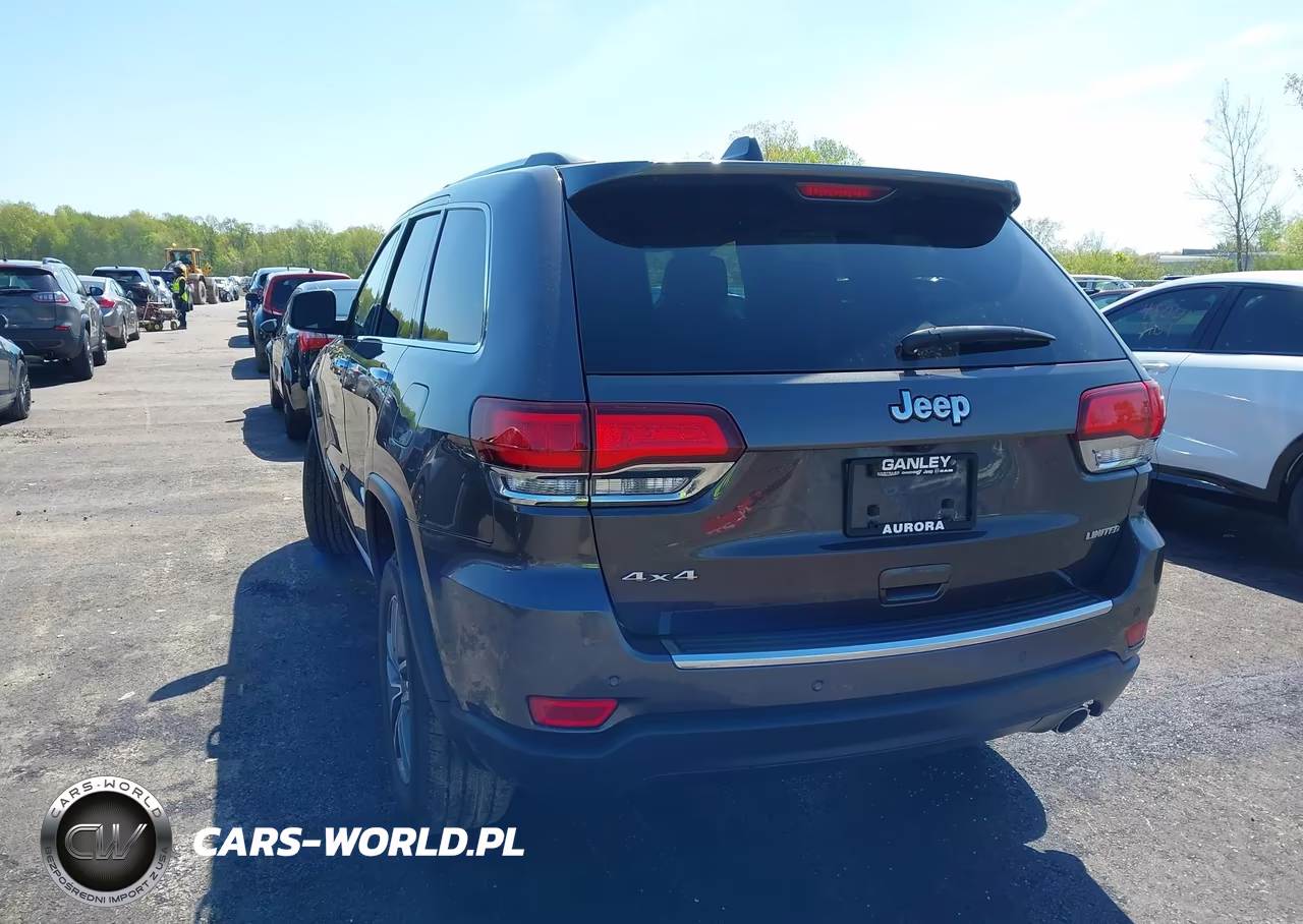 2020 Jeep Grand Cherokee Limited 4X4 VIN:1C4RJFBG7LC195177 - 3