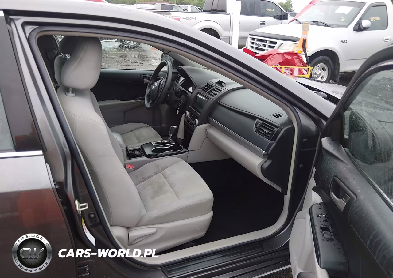 2014 Toyota Camry Le VIN:4T4BF1FK7ER431104 - 5