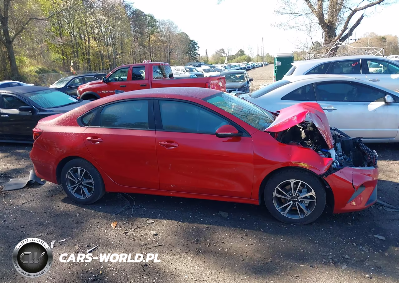 2024 Kia Forte Lxs VIN:3KPF24AD5RE834296 - 13