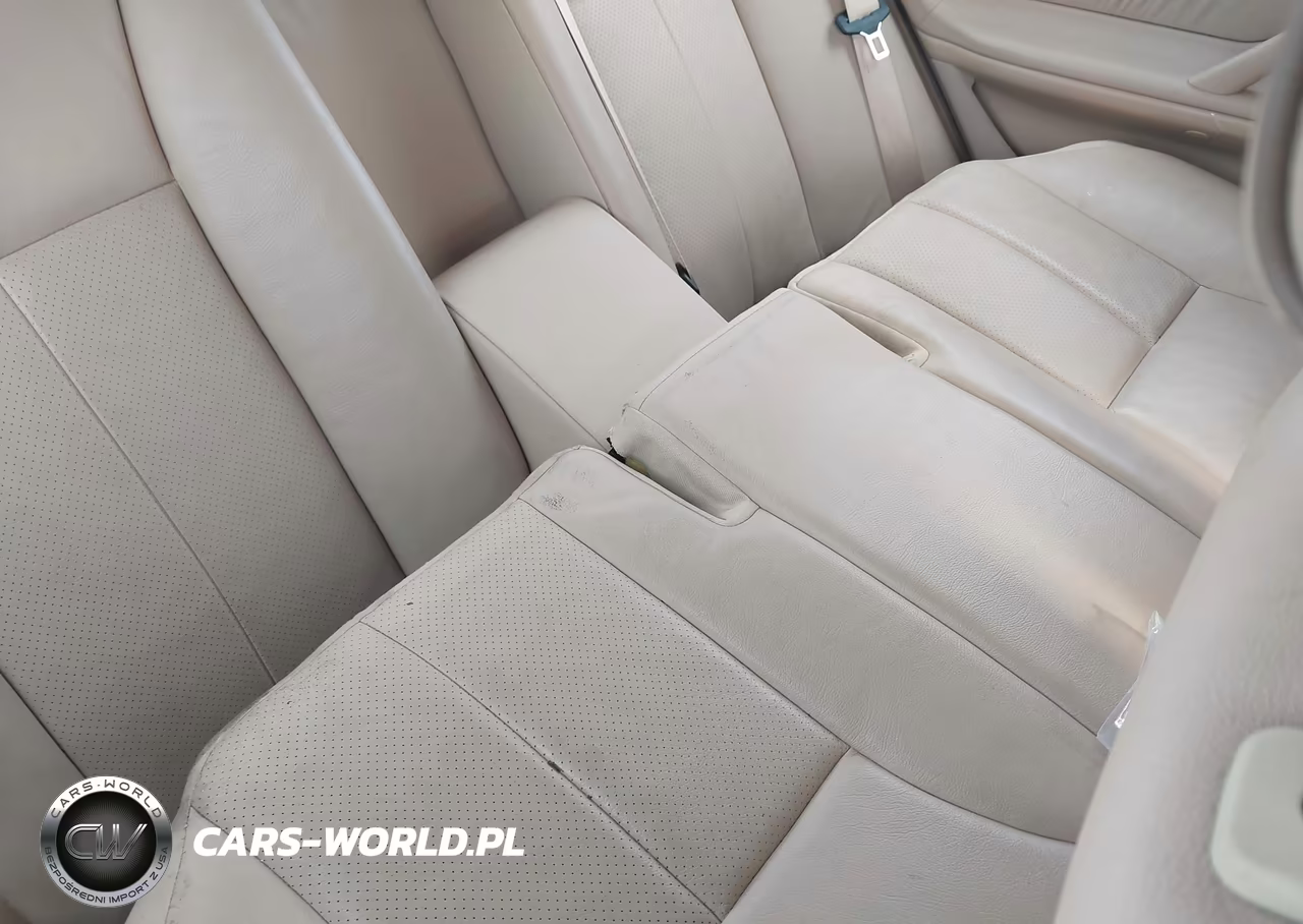 2000 Mercedes-Benz E 430 VIN:WDBJF70J5YB079765 - 8