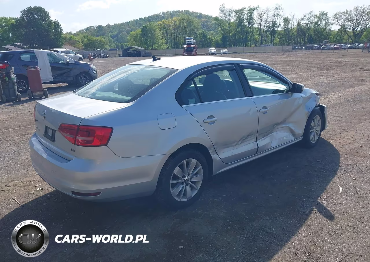 2015 Volkswagen Jetta 1.8T Se VIN:3VWD17AJ5FM283481 - 4