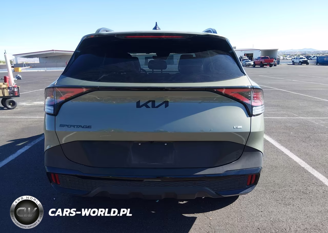 2025 Kia Sportage X-Line VIN:5XYK6CDF0SG305230 - 17
