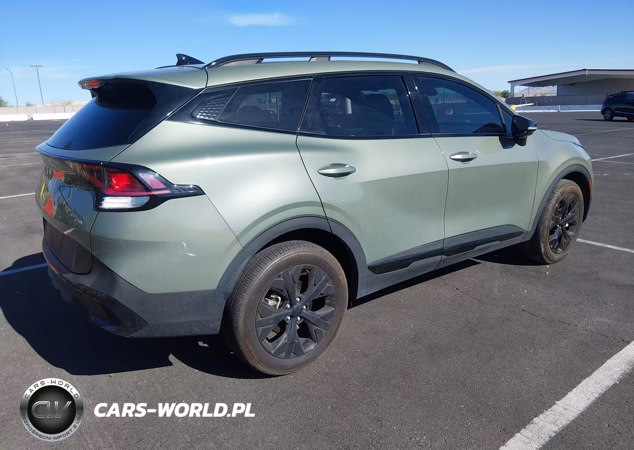 2025 Kia Sportage X-Line VIN:5XYK6CDF0SG305230 - 4