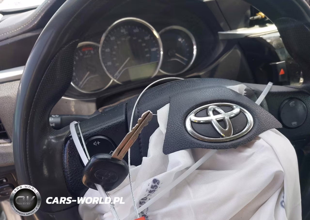 2015 Toyota Corolla L VIN:2T1BURHE3FC369001 - 11
