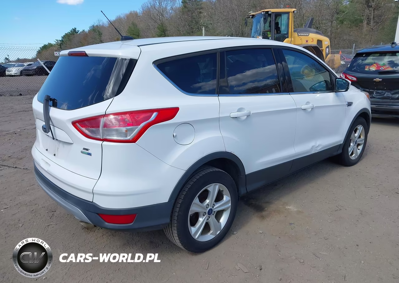2015 Ford Escape Se VIN:1FMCU9GX8FUC84354 - 4