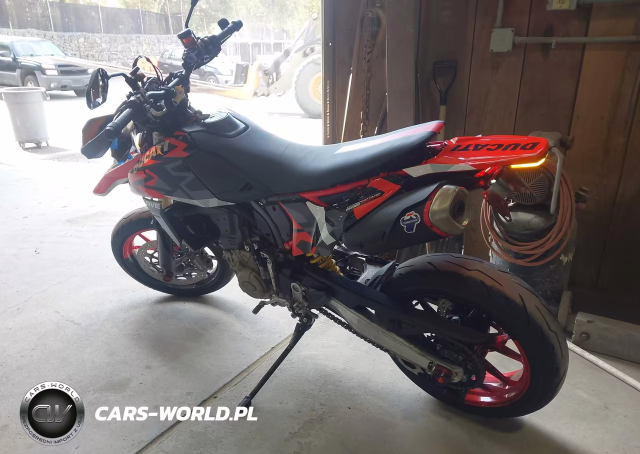 2024 Ducati Hypermotard VIN:ZDMBAS2N3RB000977 - 3