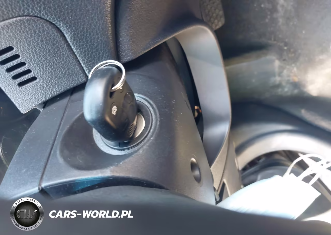 2012 Ford Fusion Se VIN:3FAHP0HA8CR100529 - 11
