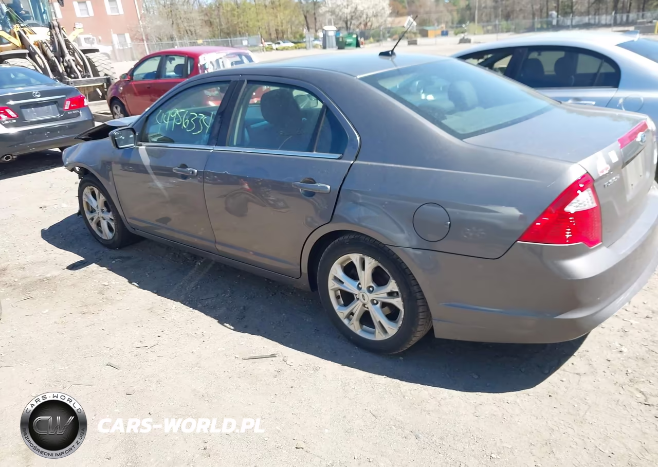 2012 Ford Fusion Se VIN:3FAHP0HA8CR100529 - 3