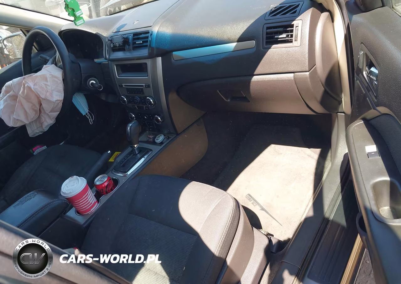 2012 Ford Fusion Se VIN:3FAHP0HA8CR100529 - 5